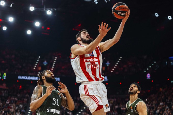 Μπάγερν Μονάχου – Ερυθρός Αστέρας 97-93: Συναρπαστική αναμέτρηση, προκρίνονται οι Βαυαροί