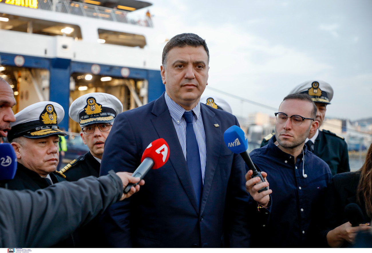 Κικίλιας: Ασφάλεια και εξυπηρέτηση των επιβατών στα λιμάνια