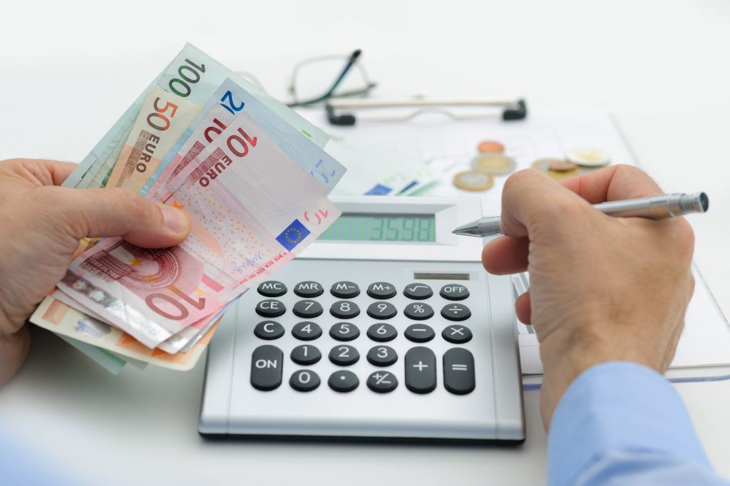 Ο νέος ψηφιακός μηχανισμός της ΑΑΔΕ σε κοινωνικές εκδηλώσεις και επιχειρήσεις