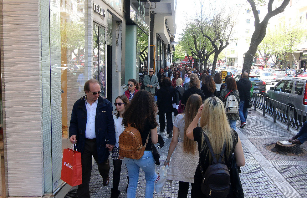 Πάσχα: Λειτουργία ΜΜΜ και καταστημάτων το Μεγάλο Σάββατο
