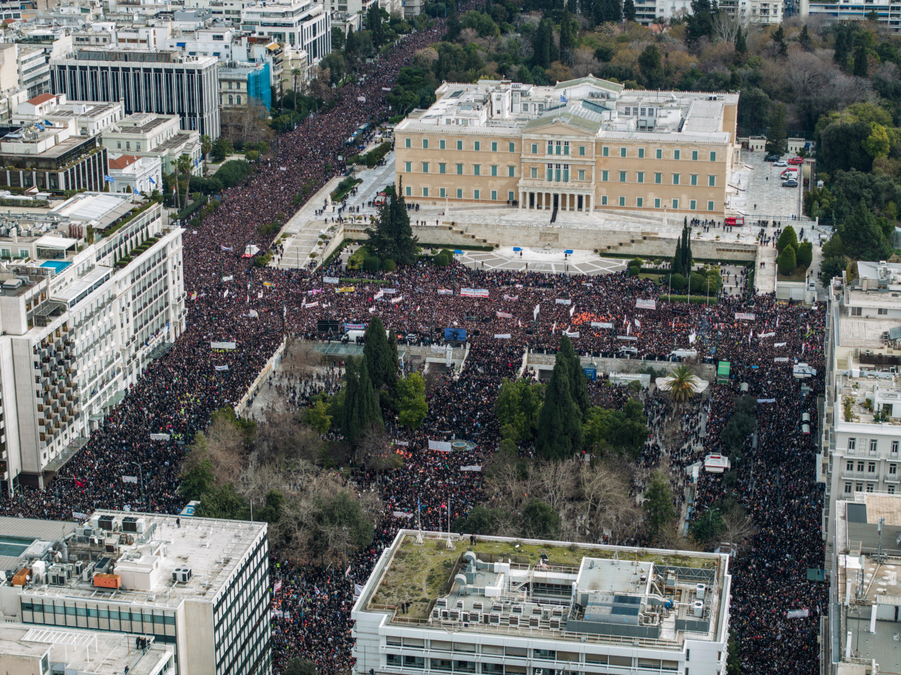 Νέα κοινωνική και πολιτική αγανάκτηση: Η αναγκαιότητα μιας αλλαγής