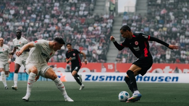 Άουγκσμπουργκ – Αϊντραχτ Φρανκφούρτης 0-0: Ισοπαλία χωρίς τέρματα στην Bundesliga