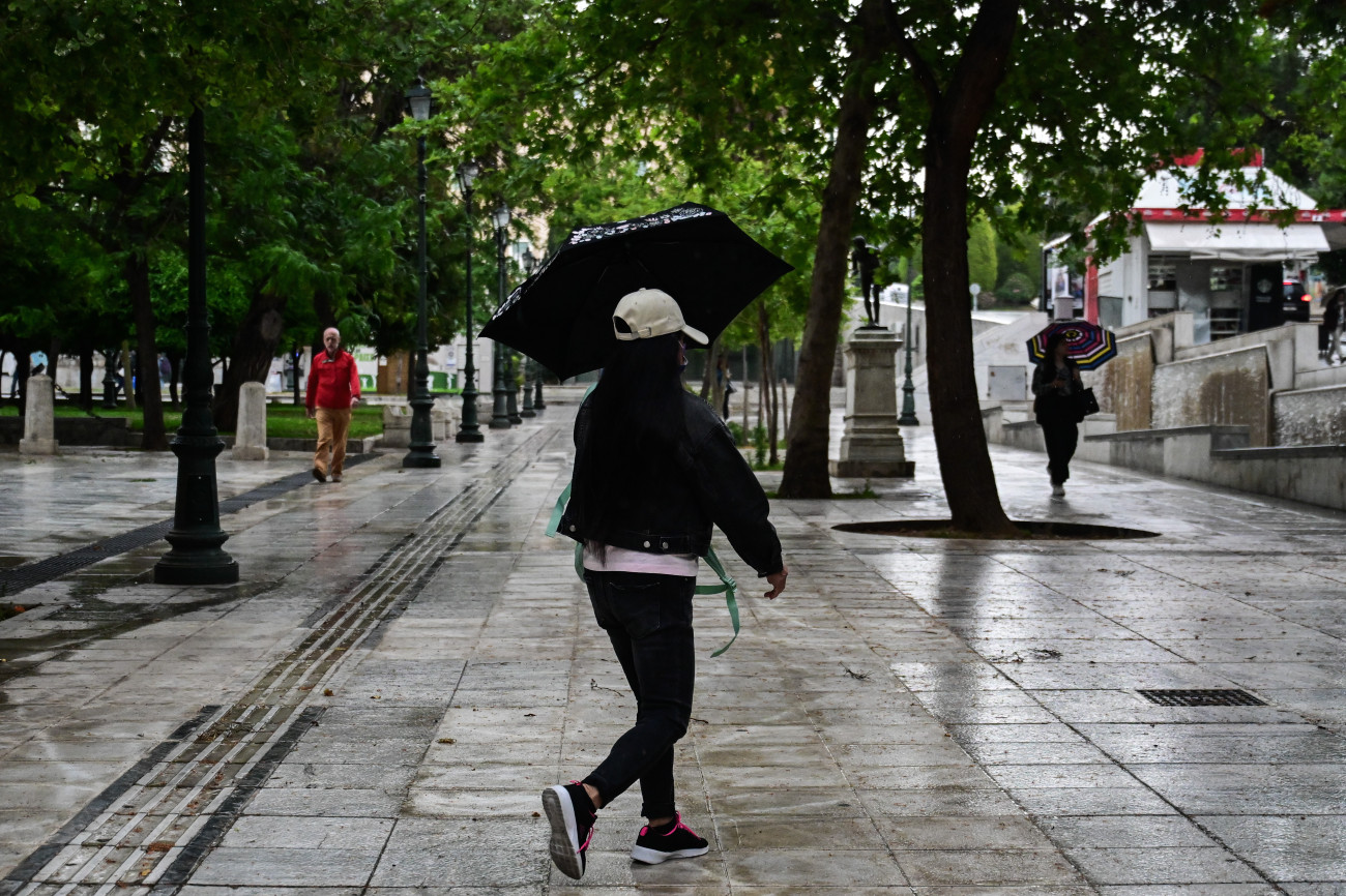Ζεστός καιρός με 26°C την εβδομάδα του Πάσχα – Πού αναμένονται βροχές και καταιγίδες