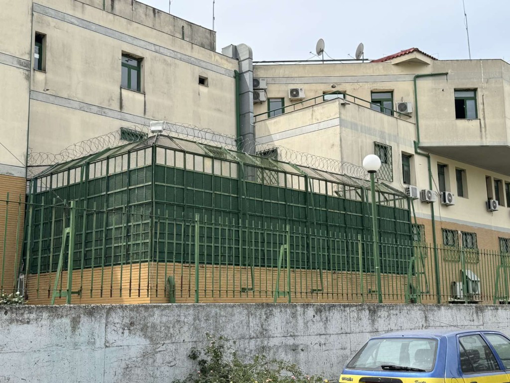 Αγρίνιο: Παράδοση του ενός εκ των δύο νεαρών δραπέτων που είχαν αποδράσει την Κυριακή του Πάσχα