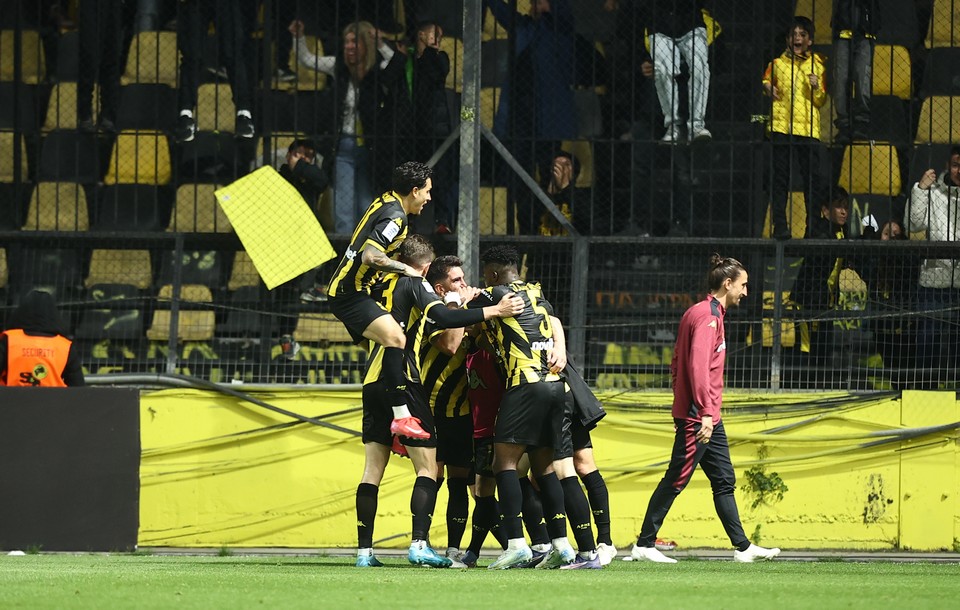 Playoff Super League 5-8: Ο Άρης κοντά στην εξασφάλιση της 5ης θέσης