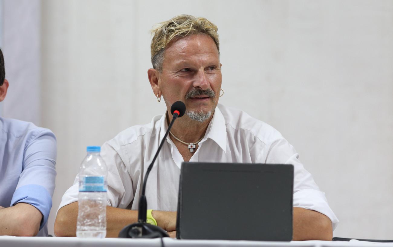 Ο μιχαήλ μαρμαρινός αναλαμβάνει τη θέση του καλλιτεχνικού διευθυντή στο ελληνικό φεστιβάλ