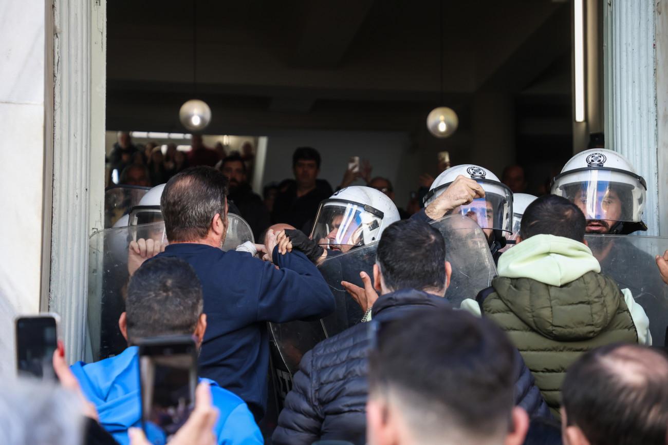 Κρήτη: Απαλλαγή του βιολογικού πατέρα του 3χρονου Άγγελου υπό περιοριστικούς όρους