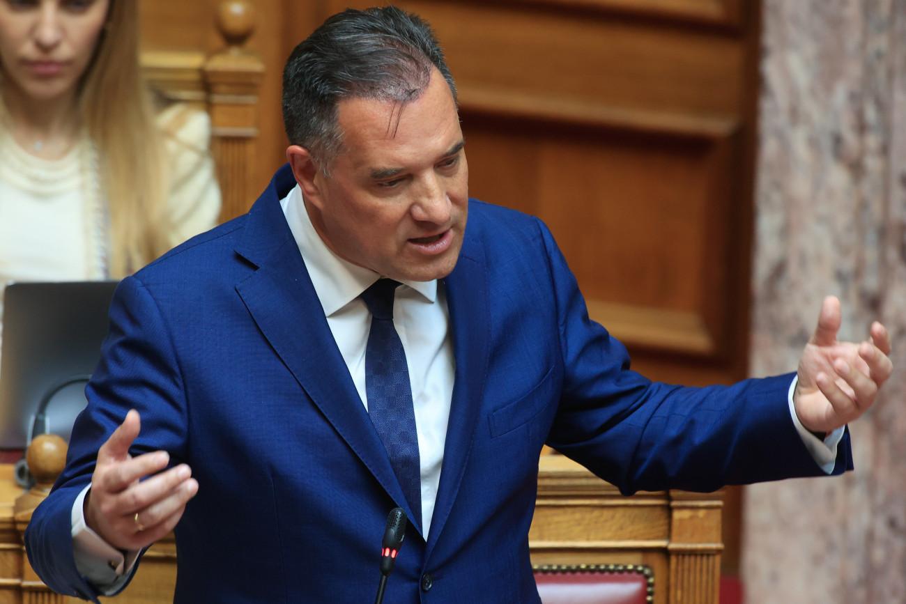 Αντεπίθεση Γεωργιάδη-Κωνσταντοπούλου για ενδυμασία και πολιτική αξιοπρέπεια στη Βουλή