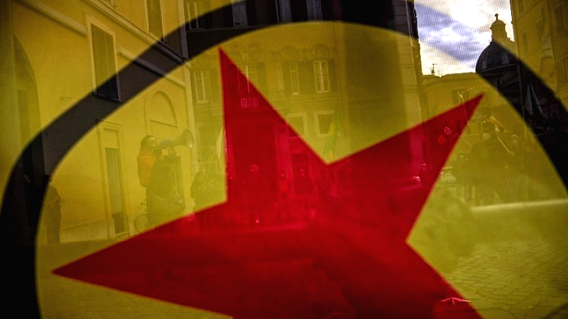 Διάλυση του PKK: Το τέλος του ένοπλου αγώνα