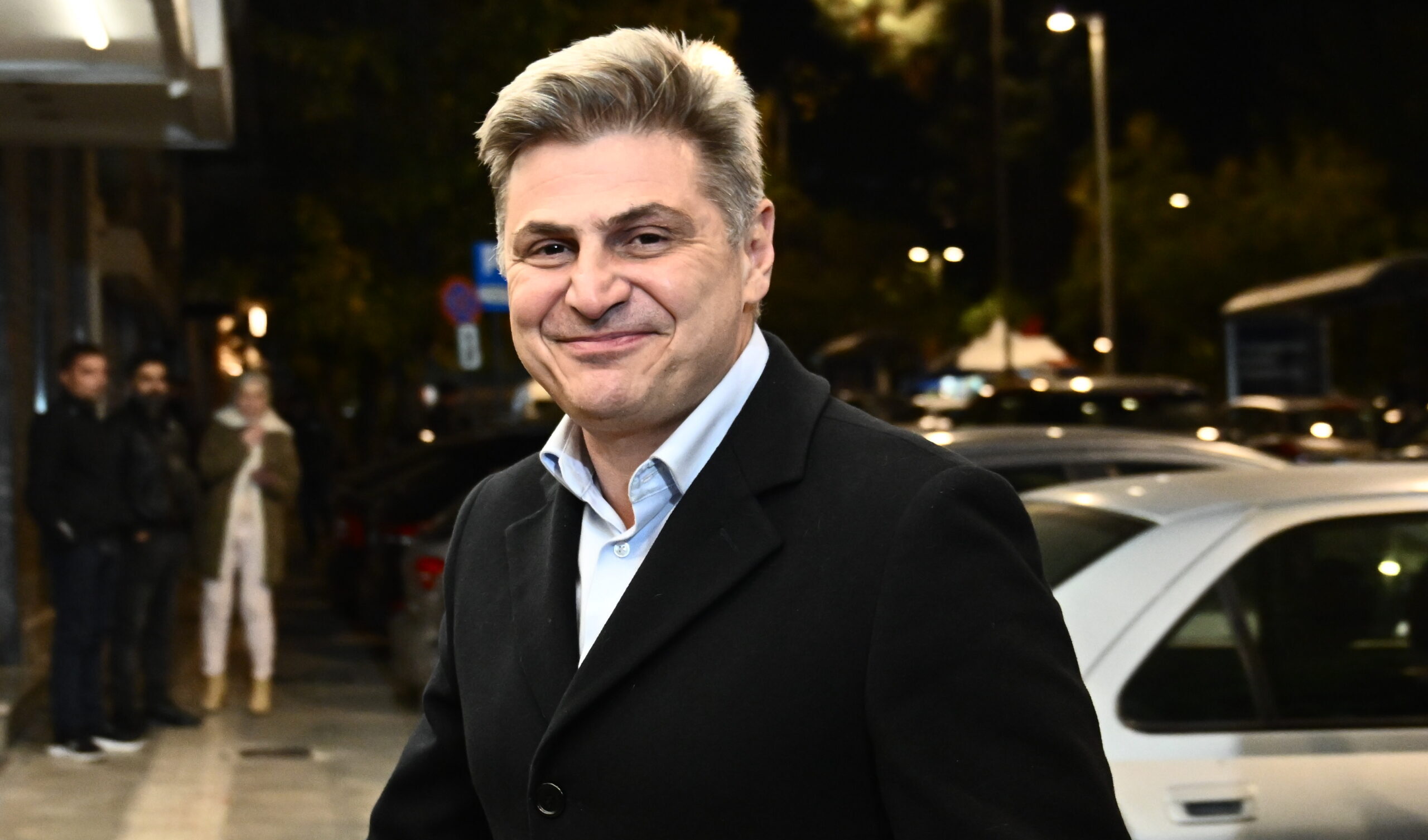 Νικόλας Φαραντούρης: Στον Άθω οι διαπραγματεύσεις Ρωσίας-Ουκρανίας, προτείνει ο Ευρωβουλευτής του ΣΥΡΙΖΑ