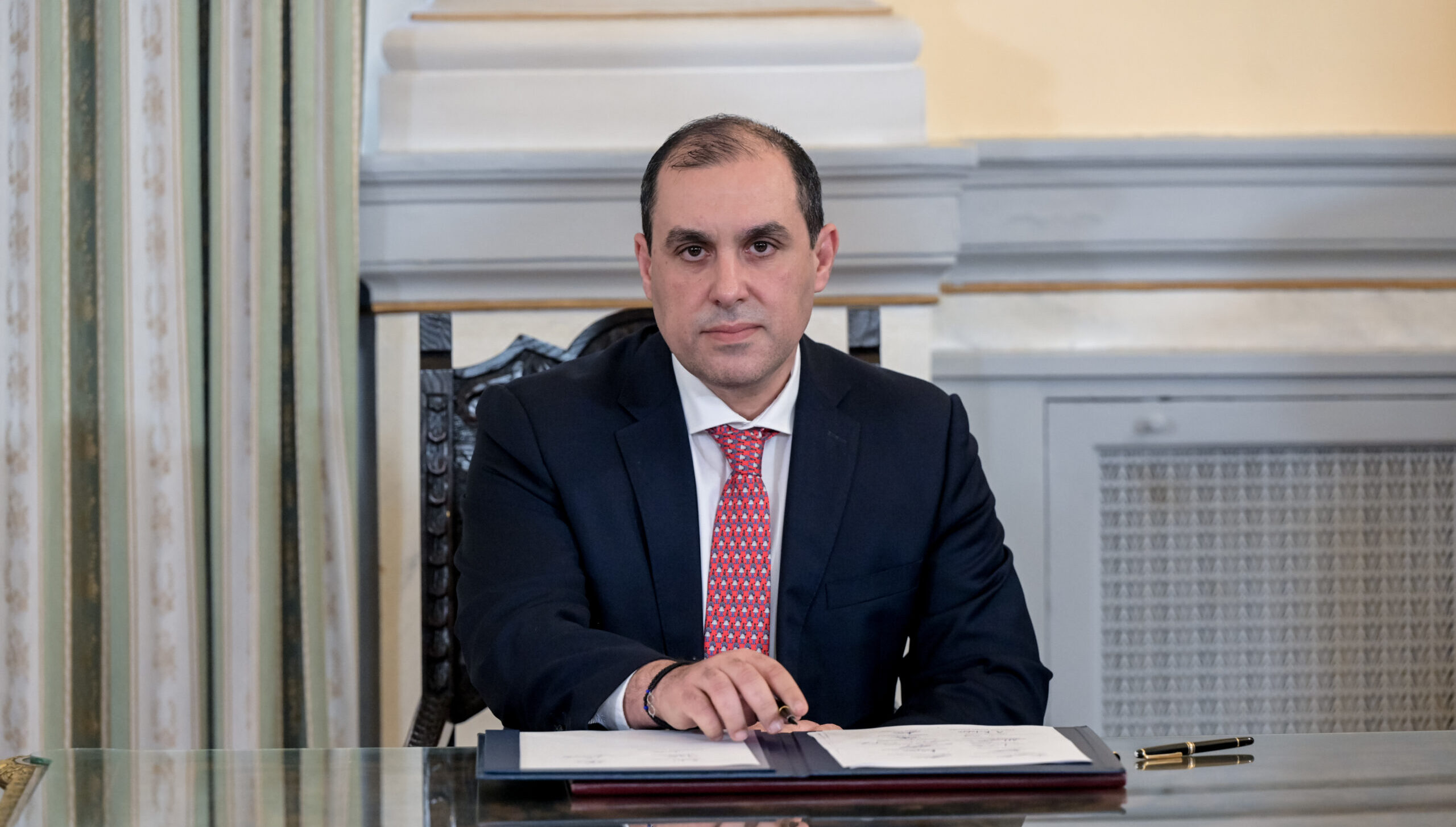«Είμαστε αισιόδοξοι για ένα όσο το δυνατόν με λιγότερες φωτιές καλοκαίρι» – Ο Υφ. Κλιματικής Κρίσης, Κ. Κατσαφάδος στην POLITIC