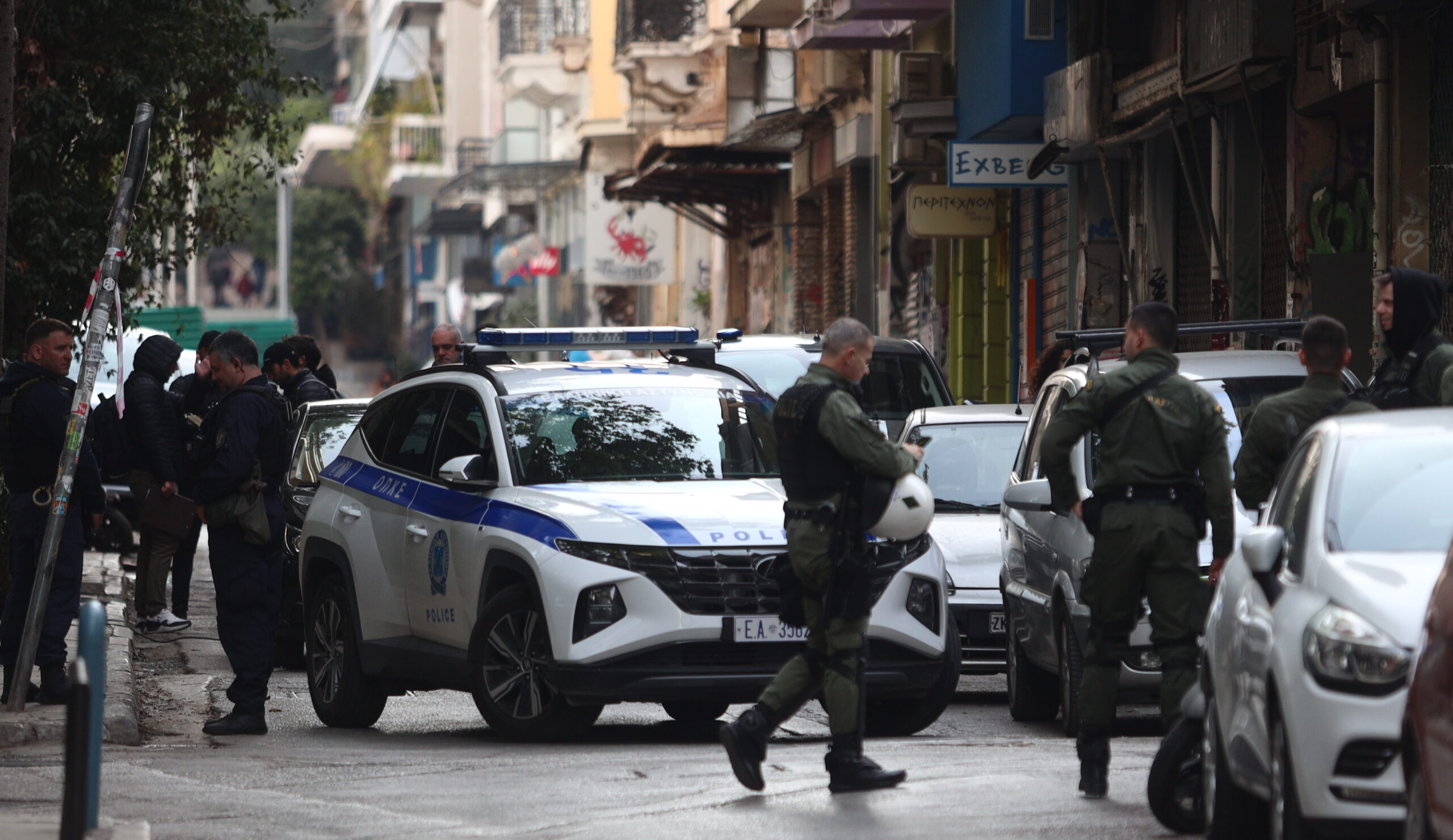Υμηττός: Οι δράστες βασάνιζαν με μαχαίρι και κατσαβίδι τον 24χρονο – Βαρύ το ποινικό μητρώο των συλληφθέντων