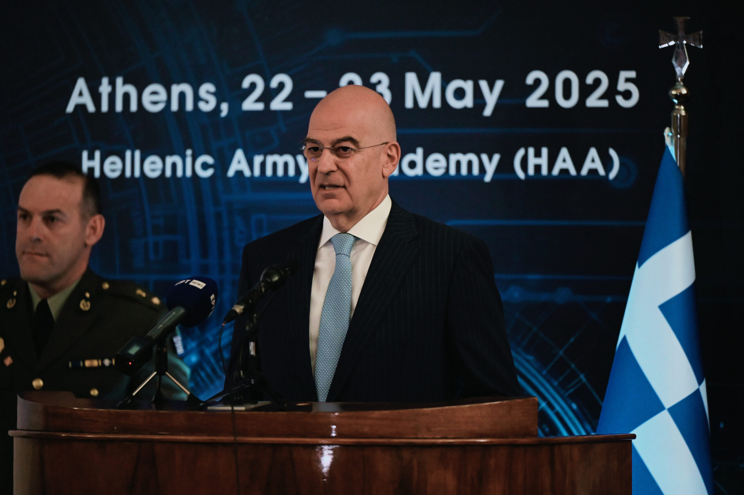 Μηχανισμός SAFE ή Κανονισμός της «κερκόπορτας», όπως τον αποκαλεί ο Δένδιας – Σαφείς αιχμές για Ε.Ε. και Άγκυρα