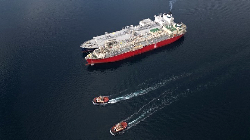 Ανησυχία για την πλωτή δεξαμενή LNG στον Θερμαϊκό κόλπο