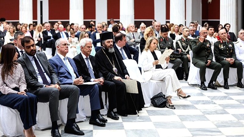 Τιμητική διάκριση στους δημοσιογράφους του ΑΠΕ-ΜΠΕ στην 39η Απονομή Δημοσιογραφικών Βραβείων Μπότση