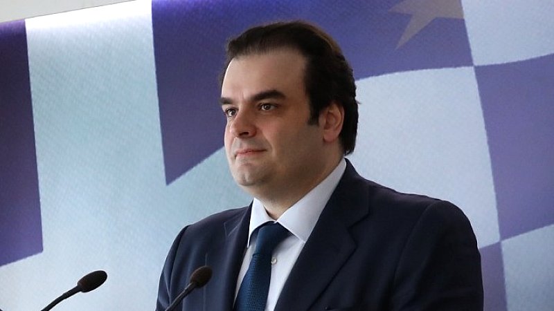 Επίσκεψη του Κυριάκου Πιερρακάκη στο ΤΕΕ: Συζήτηση με τον Γιώργο Στασινό για την στέγη