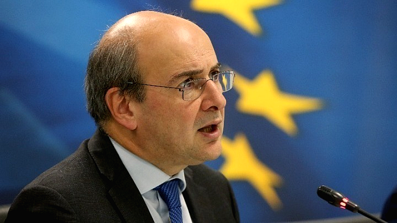 Κ. Χατζηδάκης: Αποχαιρετώντας έναν σπουδαίο Έλληνα, τον Πέτρο Μολυβιάτη