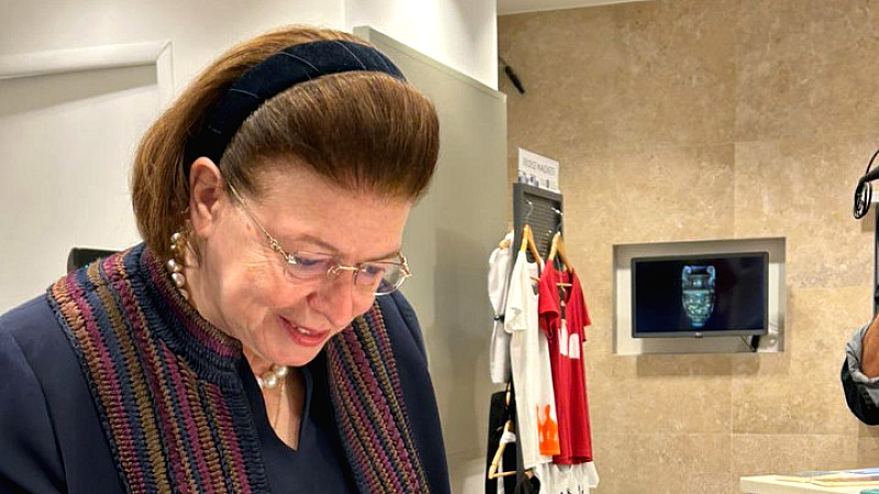 Λίνα Μενδώνη: «Τα σπήλαια αποκαλύπτουν τη διαχρονική σχέση του ανθρώπου με την ιστορία»