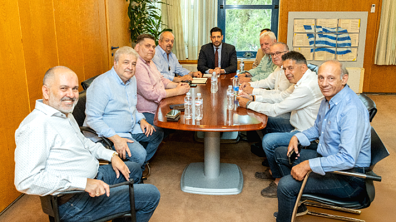 Σημαντική συνάντηση του Κ. Κυρανάκη με την Ομοσπονδία Ταξί Ελλάδος