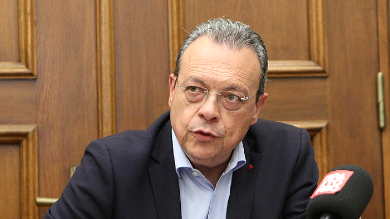 Φάμελλος: Οι πολιτικές Μητσοτάκη επιστρέφουν τη χώρα δεκαετίες πίσω