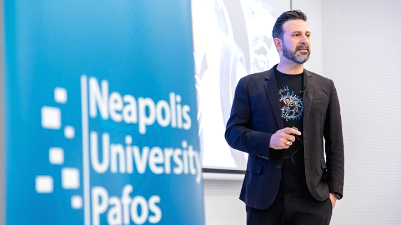 Σάββ. Χατζηχριστοφής:Είναι εφικτό να μάθουμε στα παιδιά πώς να σκέφτονται, όταν χρησιμοποιούν την AI;