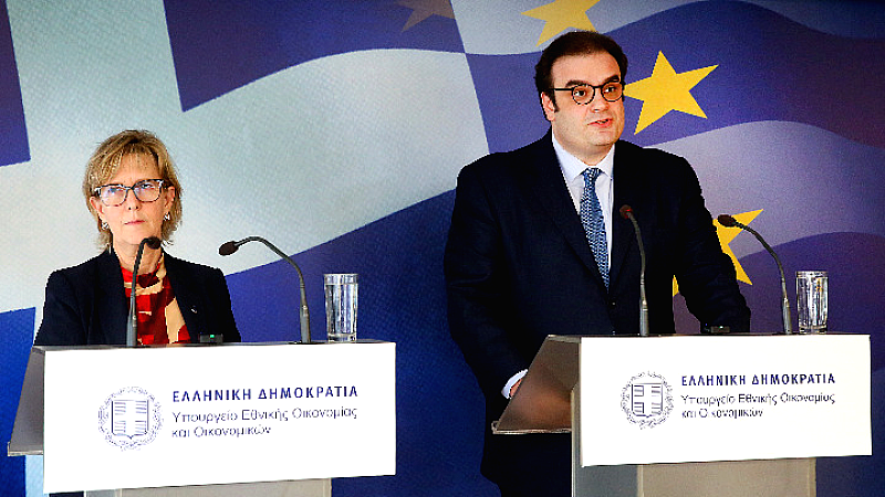 Συνάντηση ΥΠΟΙΚ με την επίτροπο Χρηματοοικονομικών Υπηρεσιών: Στρατηγική για τη δημοσιονομική σταθερότητα