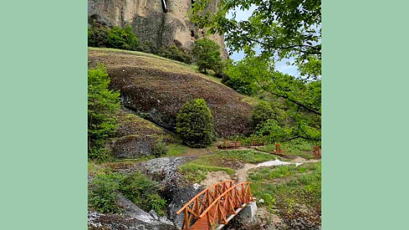 Νέα μονοπάτια 17,5 χιλιομέτρων αναδεικνύουν τα «Μικρά Μετέωρα»