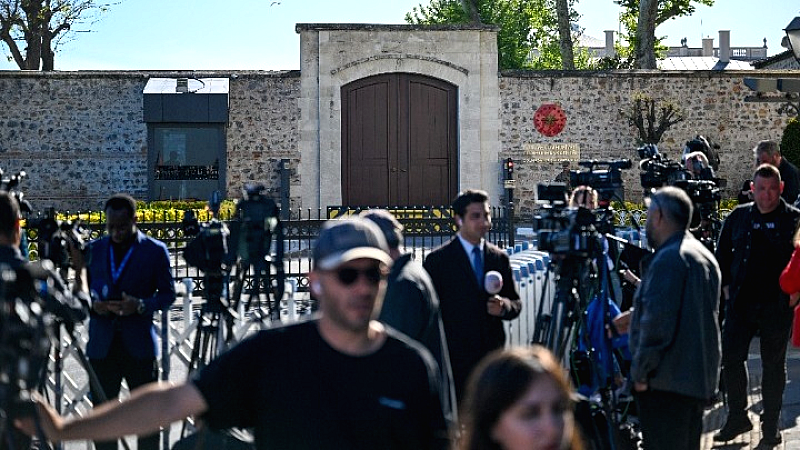 Τριμερείς διαπραγματεύσεις στην Κωνσταντινούπολη για την ειρηνευτική διαδικασία