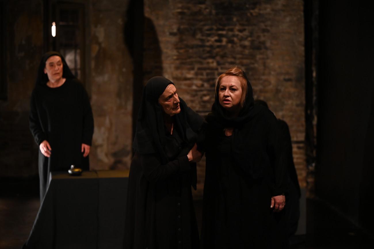 Η Yerma του Φεδερίκο Γκαρθία Λόρκα στο θέατρο Φούρνος