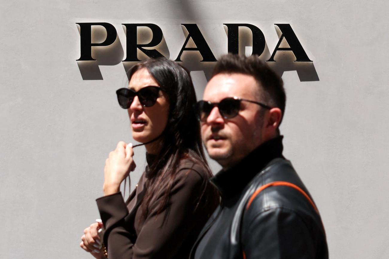 Prada: Ενίσχυση εσόδων με οδηγό τη Miu Miu