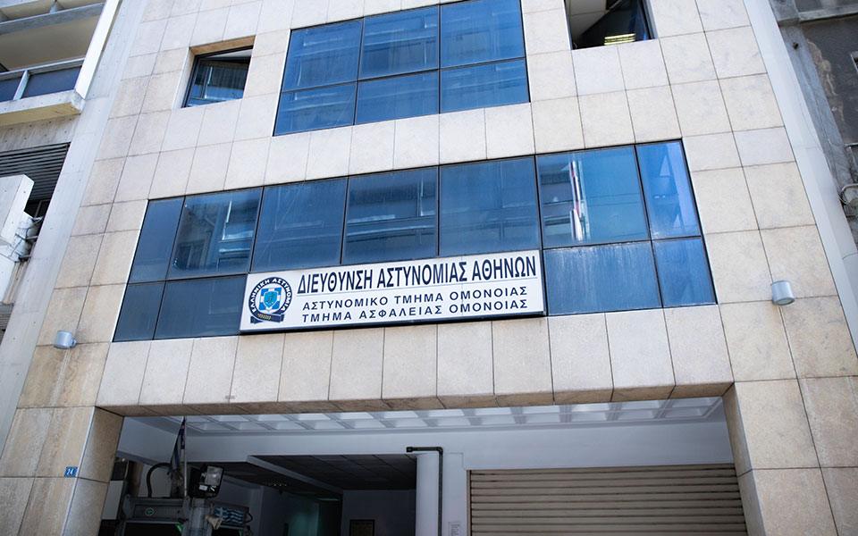 Θάνατος κρατούμενου στο ΑΤ Ομόνοιας: Είχε προσαχθεί για παρενόχληση περαστικών