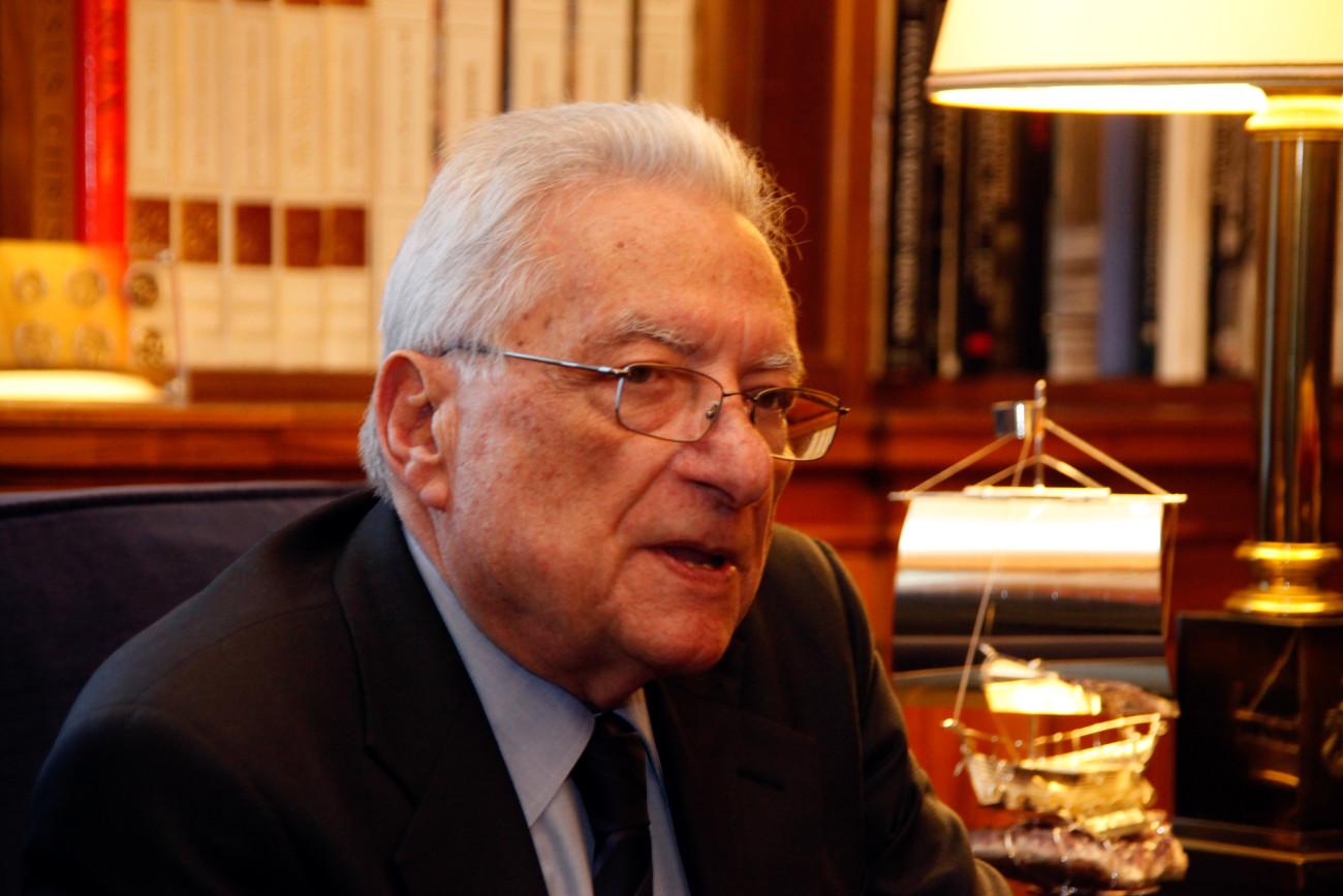 Πέτρος Μολυβιάτης: Ο αποχαιρετισμός στον εμβληματικό διπλωμάτη