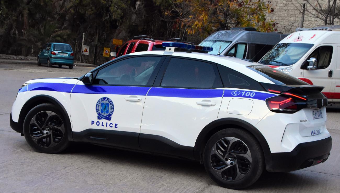 Σαρωτική επιχείρηση της ΕΛ.ΑΣ. σε κτηματολογικά γραφεία της Αττικής για δωροδοκίες