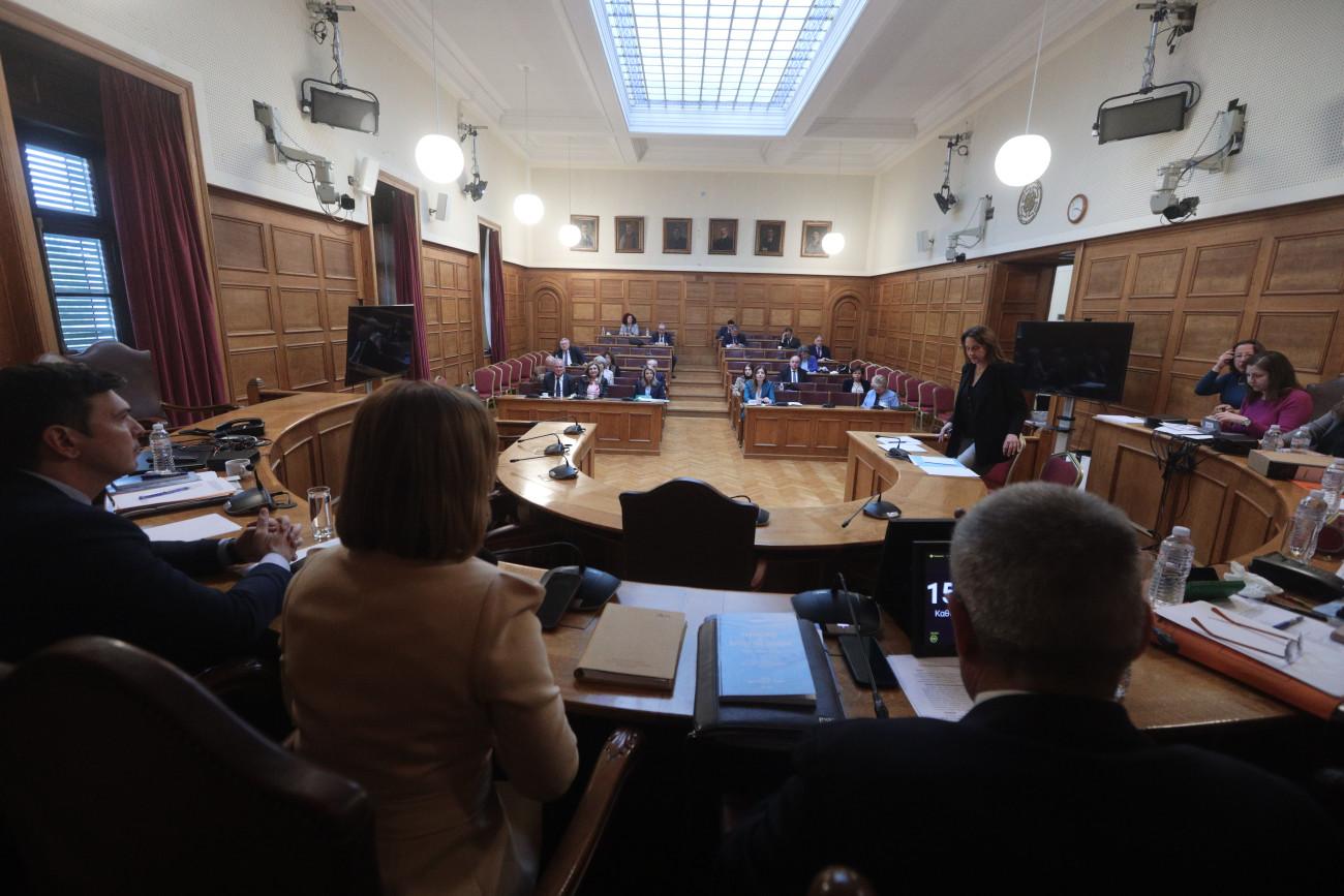 Τέμπη: Πολιτικές διεργασίες και νομικές προεκτάσεις