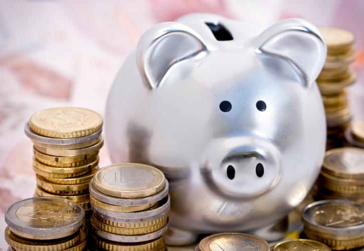 Σημαντική στροφή στην επενδυτική στρατηγική των Ελλήνων: Μετοχές τεχνολογίας και ETFs