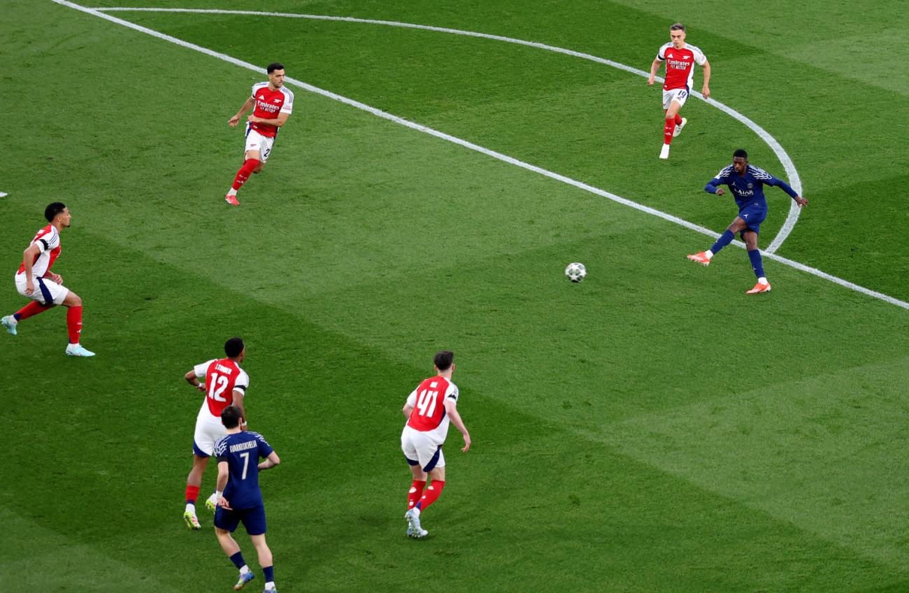 UEFA Champions League: Ο Ντεμπελέ επιβεβαιώνει τη δύναμή του απέναντι στους Άγγλους