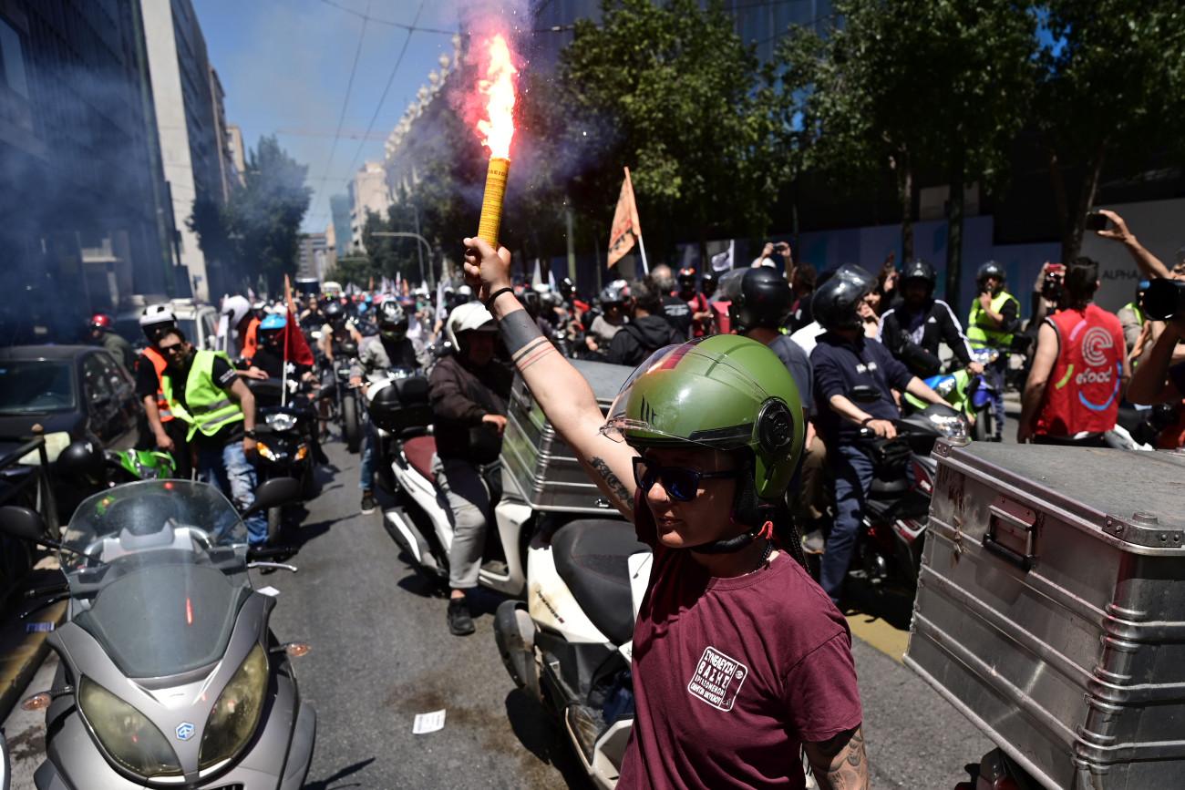 Απεργία δύο ρόδων: Κούριερ και ντελίβερι στους δρόμους για αυξήσεις και ασφαλιστικά δικαιώματα