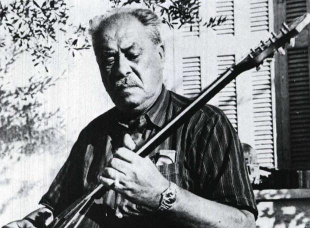 Η μαγεία του ρεμπέτικου: Η ιστορία πίσω από το Αντιλαλούν οι φυλακές του Μάρκου Βαμβακάρη