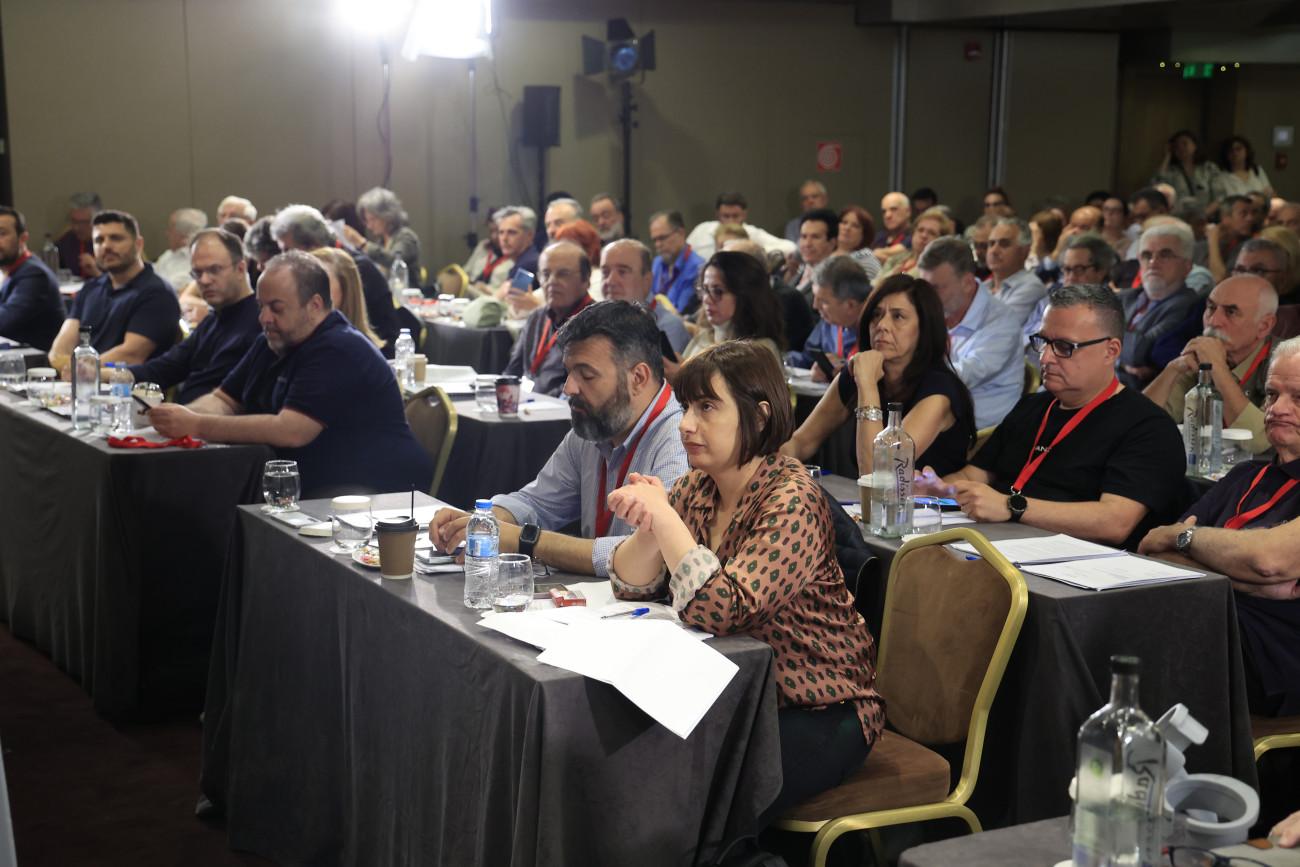 Ράνια Σβίγκου στο ΚΕ ΣΥΡΙΖΑ: Ο κόσμος δεν περιμένει καρδούλες και εξυπνακισμούς για τις καρικατούρες Λαϊκών Μετώπων