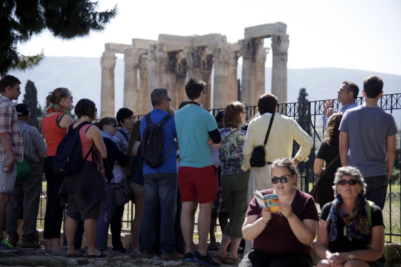 Αθήνα: Πόσους τουρίστες μπορεί να υποδεχθεί η πόλη;