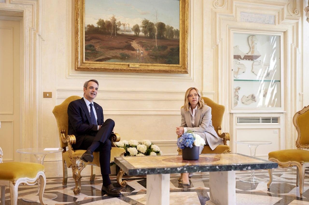 Μητσοτάκης και Μελόνι: Ο διάλογος των δύο πρωθυπουργών