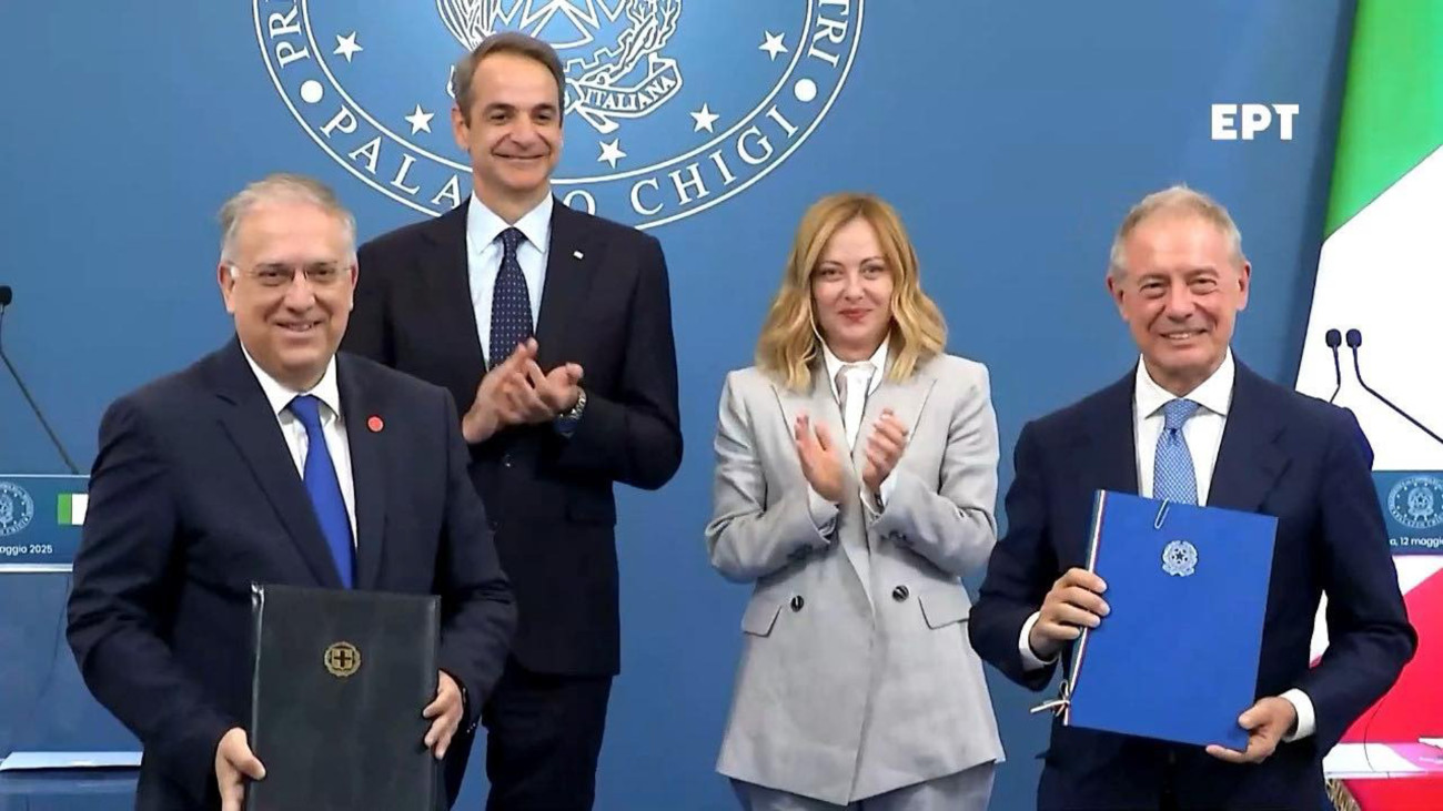 Συμφωνία συνεργασίας του Θεοδωρικάκου στην Ιταλία για την υποστήριξη των μικρομεσαίων επιχειρήσεων