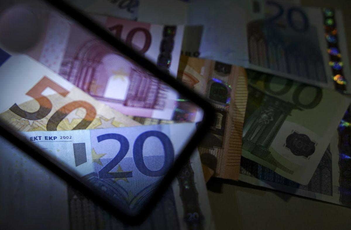 Ανακύκλωση: Πώς 20.000 ευρώ βρέθηκαν κατά λάθος σε κάδο ηλεκτρικών ειδών