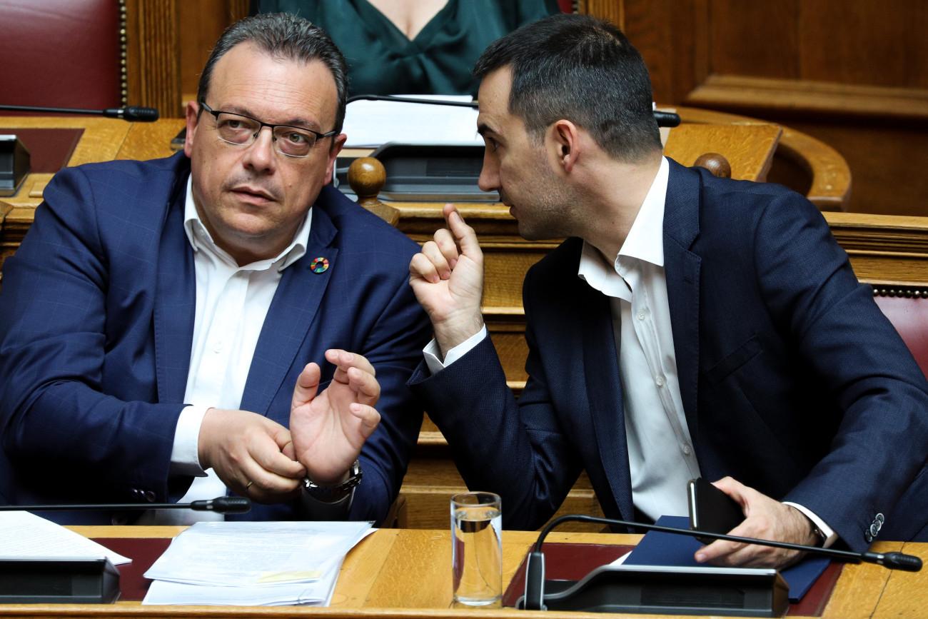 ΣΥΡΙΖΑ και Νέα Αριστερά: Συμφωνίες χωρίς ουσιαστική προοπτική για κοινή πρόταση προανακριτικής κατά Καραμανλή