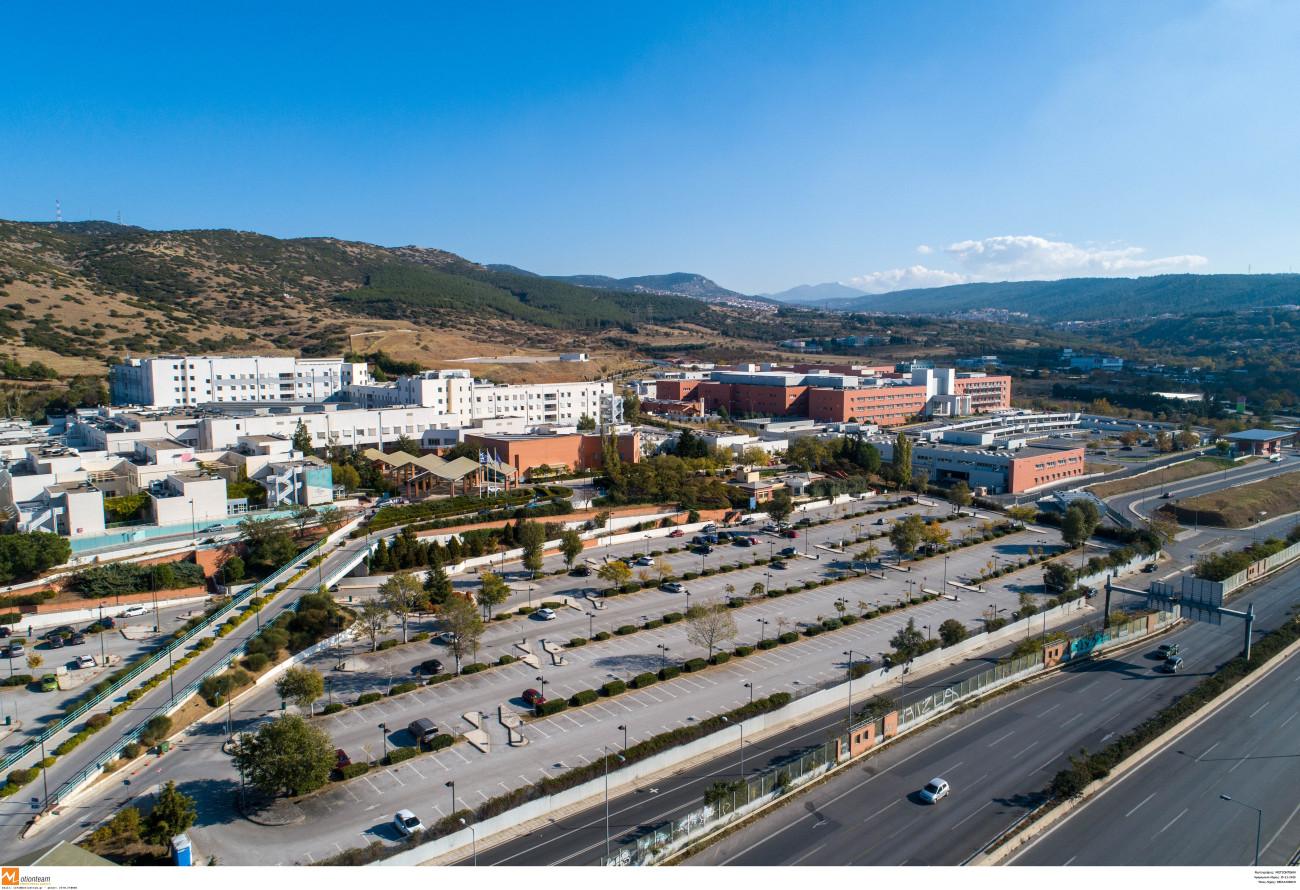Θεσσαλονίκη: Ανήλικη κοπέλα βρέθηκε βαριά τραυματισμένη σε πεζοδρόμιο και νοσηλεύεται στη ΜΕΘ