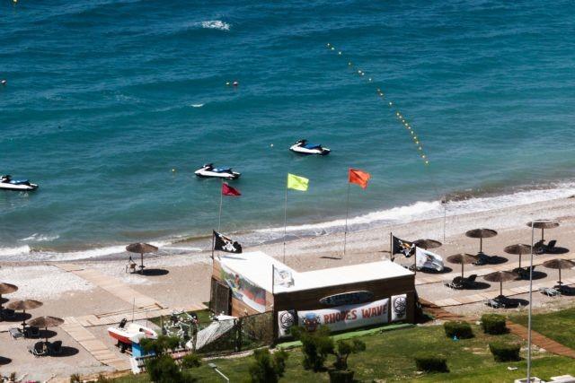 Χωρίς Γαλάζιες Σημαίες οι παραλίες της Ρόδου; Τι έχει συμβεί