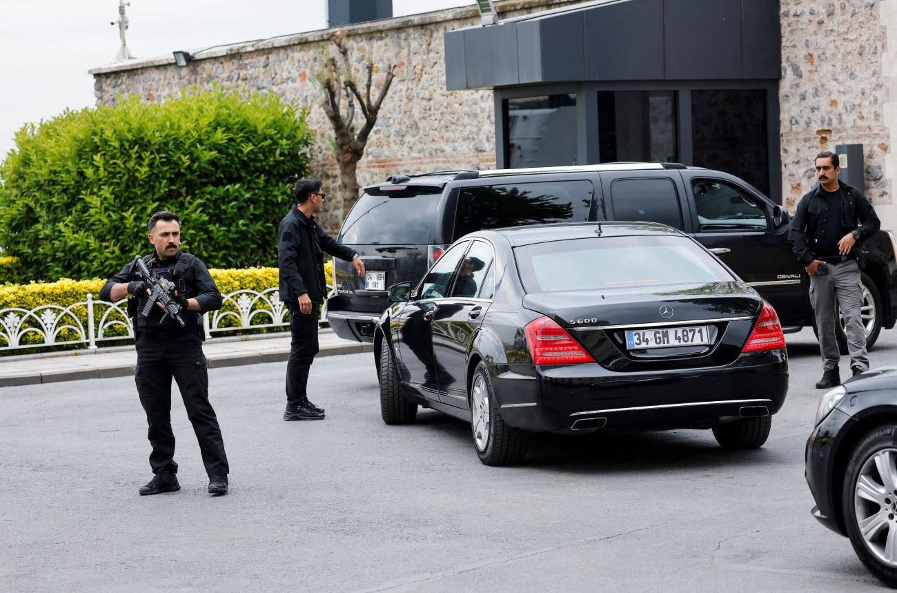 Συνομιλίες Κωνσταντινούπολης: Η τριμερής συνάντηση ΗΠΑ, Τουρκίας και Ουκρανίας για το ουκρανικό
