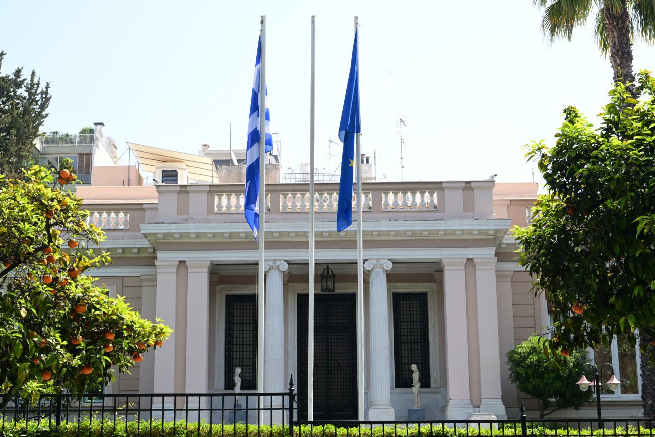 Κυβέρνηση κατά Ανδρουλάκη: Οργή για την εργαλειοποίηση της τραγωδίας στα Τέμπη