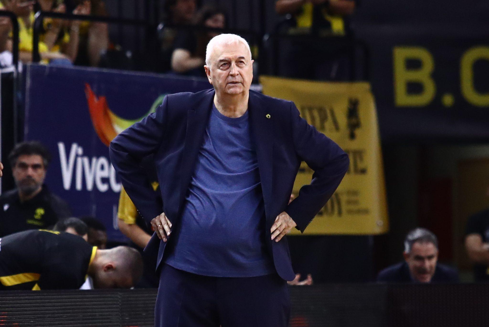 Ανανεώθηκε η συνεργασία της ΑΕΚ με τον Σάκοτα