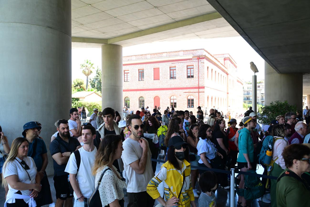 Γιορτή της Διεθνούς Ημέρας Μουσείων με ελεύθερη είσοδο σε όλα τα μουσεία της χώρας – Πλήθος επισκεπτών στην Ακρόπολη